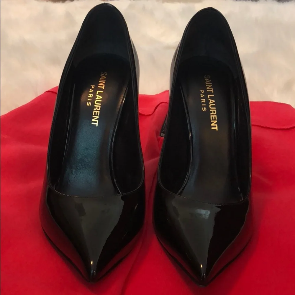 Saint Laurent Black Patent Leather Pointed-Toe Pumps - Picture 5 of 8